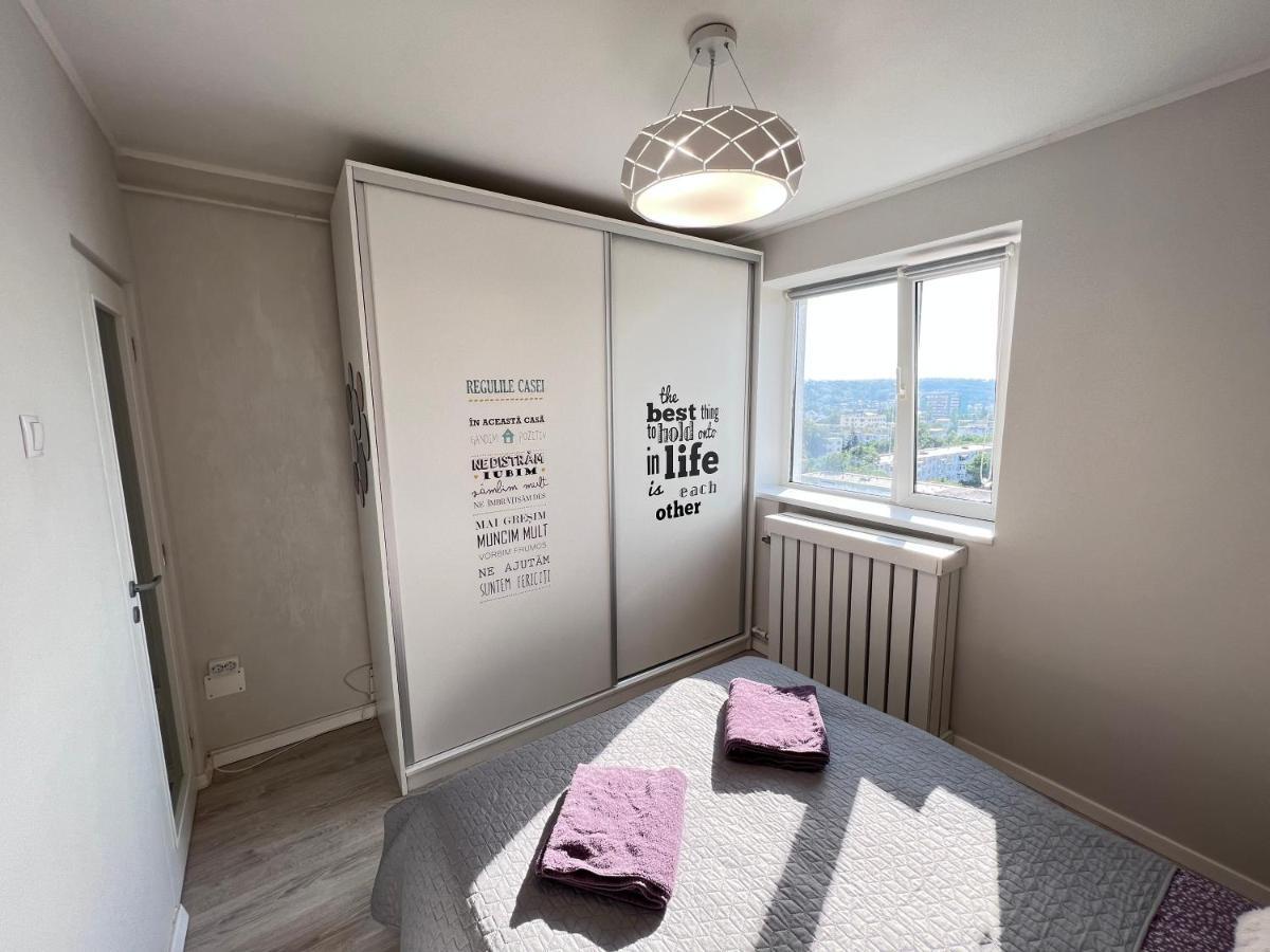 2 Rooms A&B Center Panorama Iasi Exterior photo
